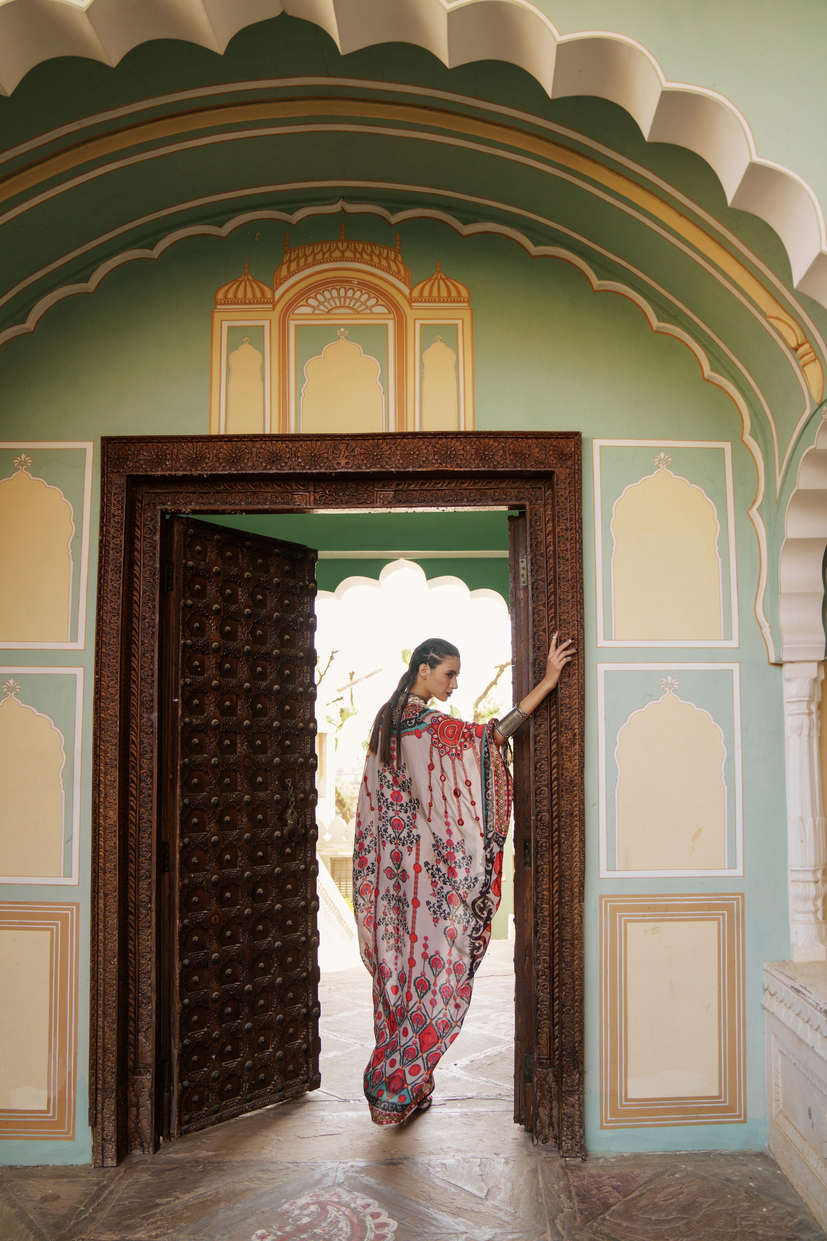 Tashkent : Verusha - Grey