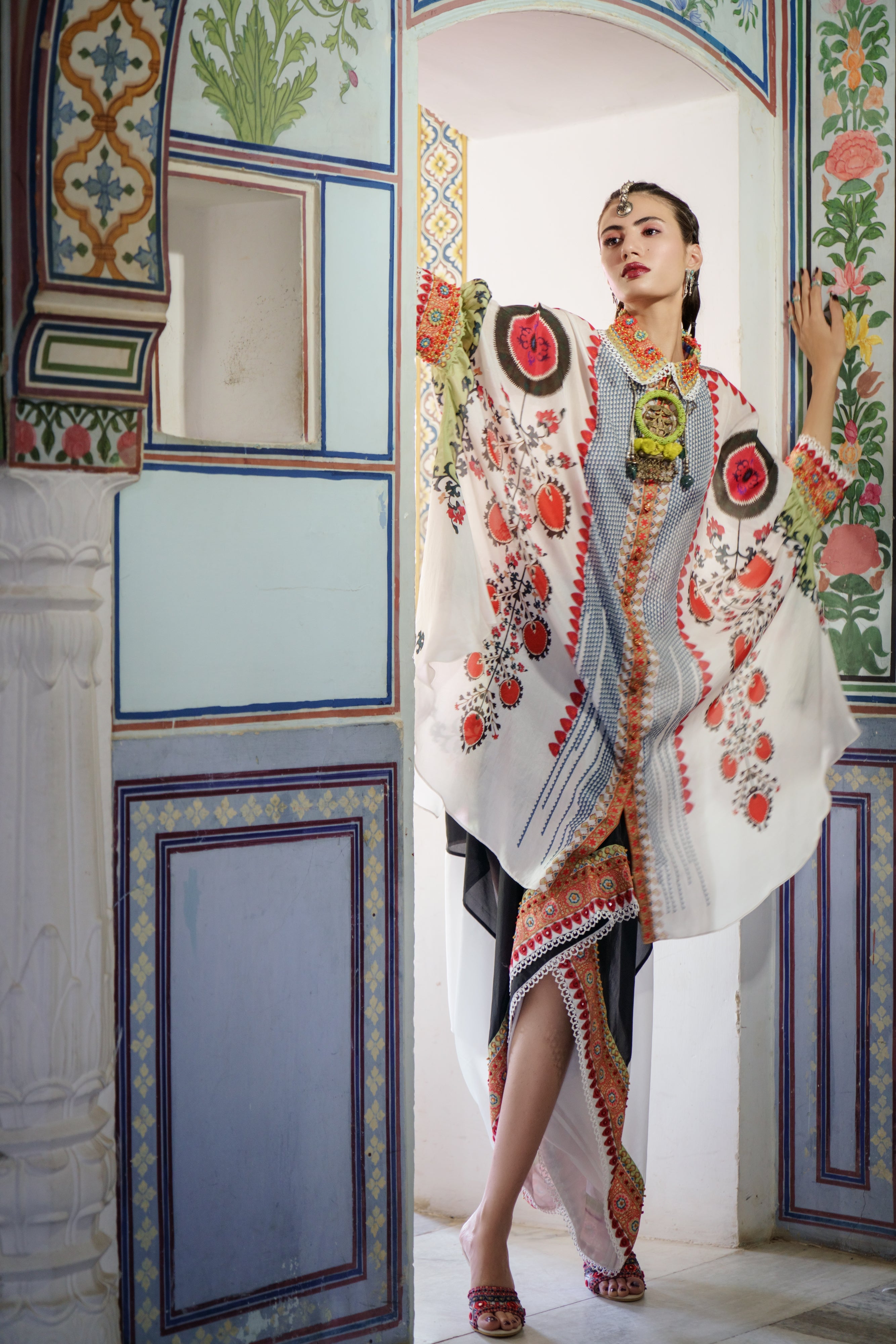 Tashkent : Kamara - Ivory/Pista