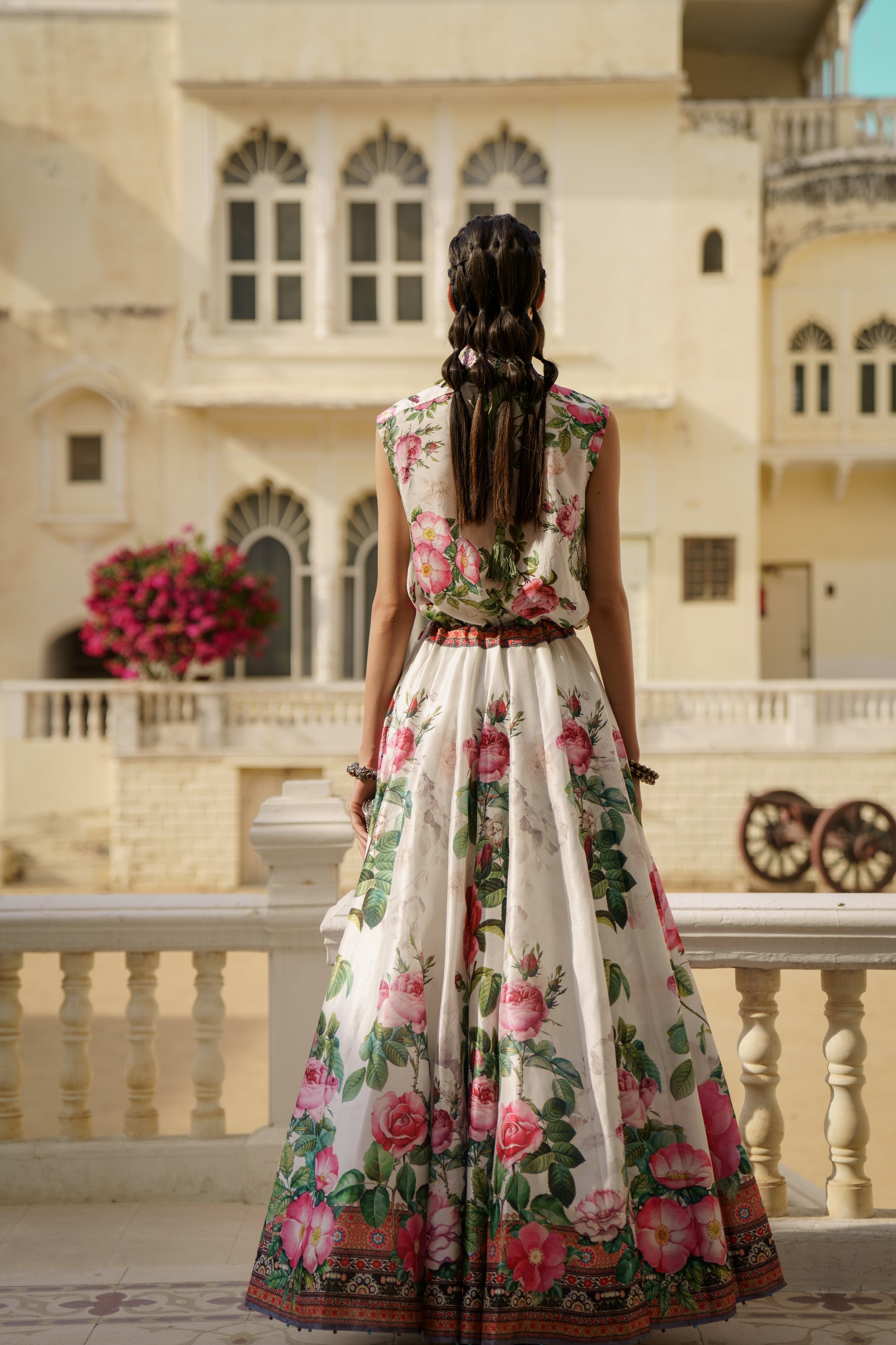Tashkent : Gulnora Leela - Ivory/Blush