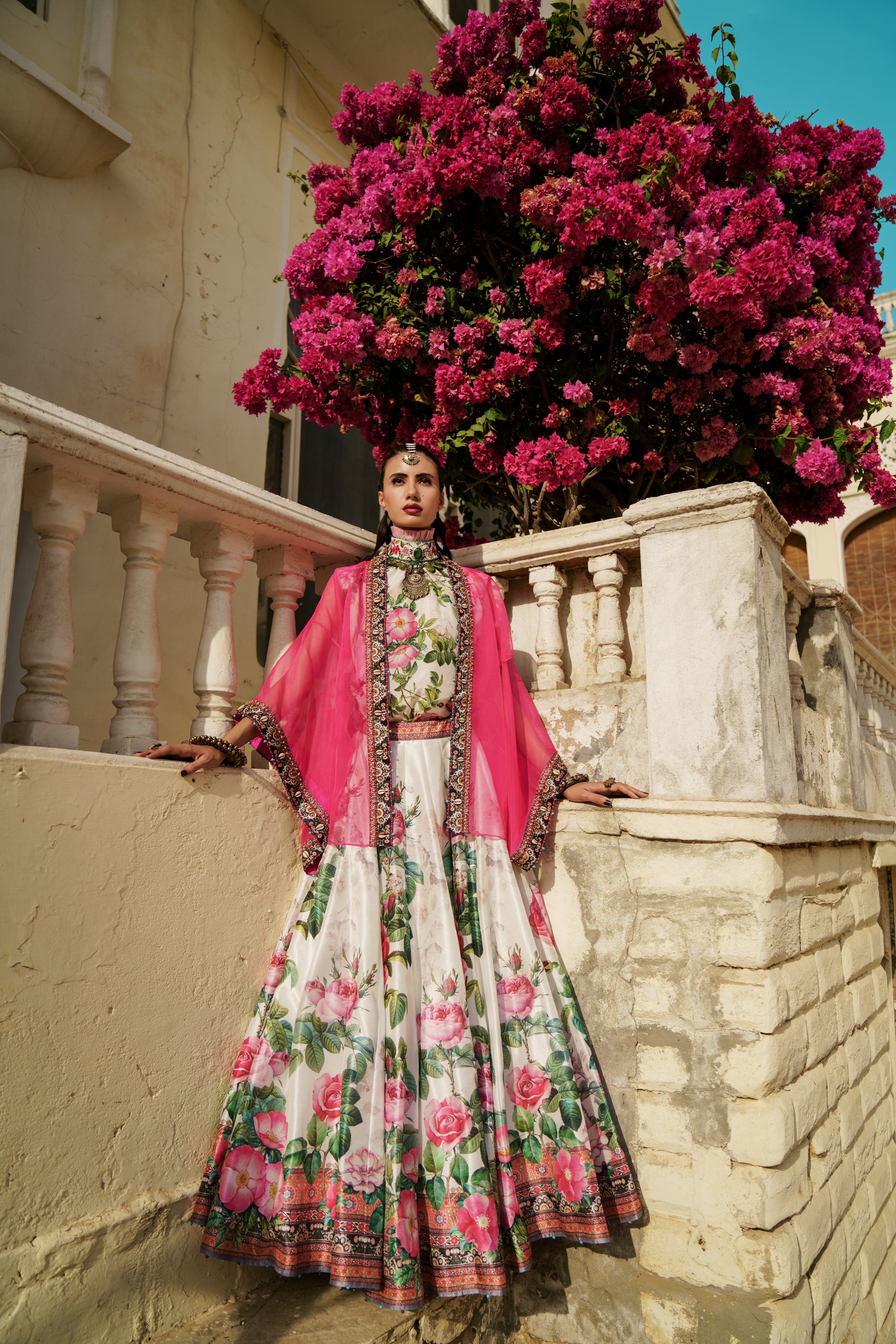 Tashkent : Gulnora Leela - Ivory/Blush