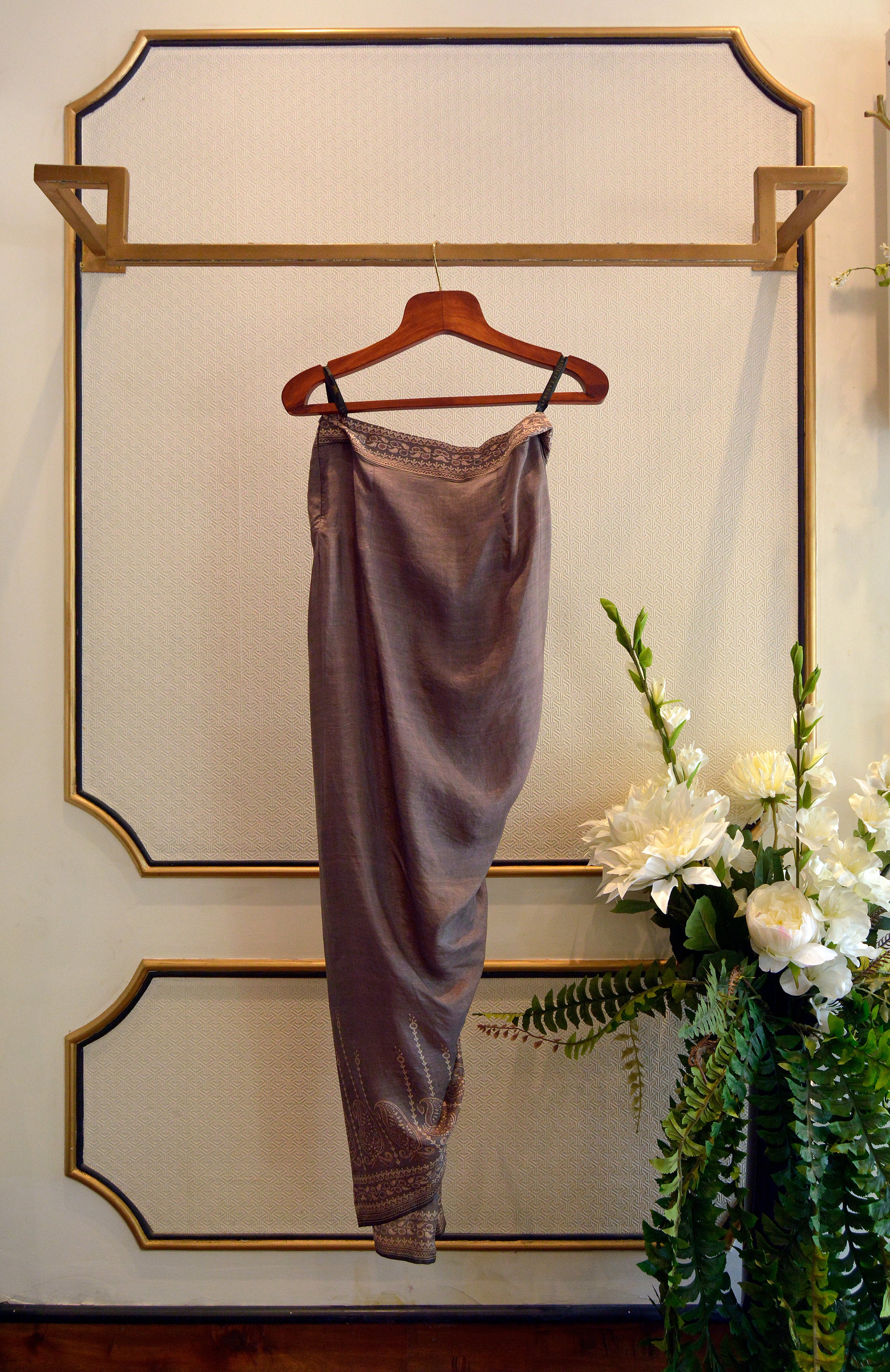Awadh - Dhani Taupe