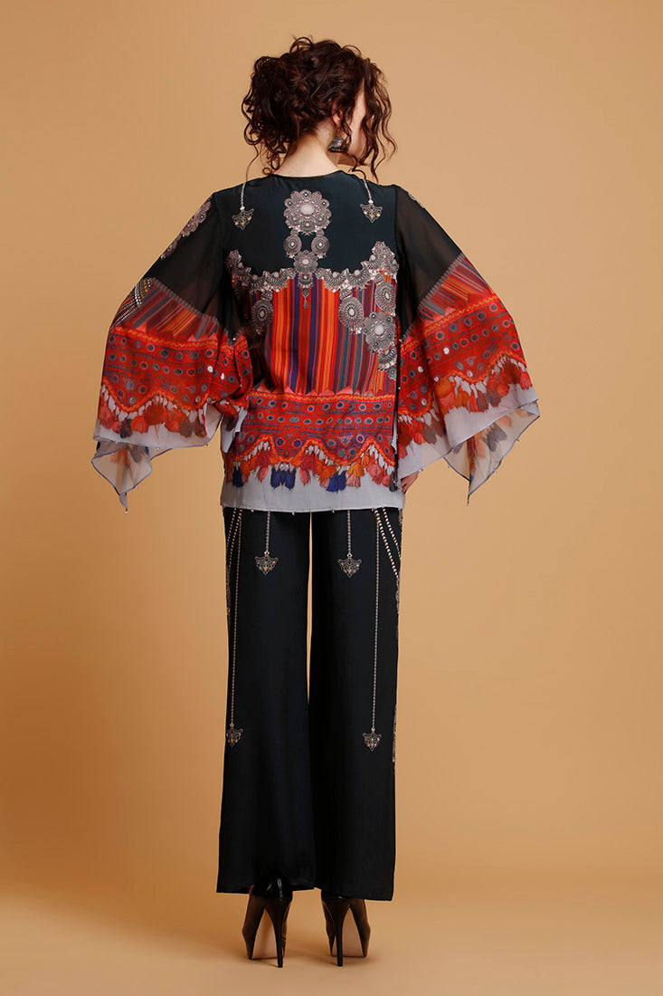 Mumtaz : Red/Black