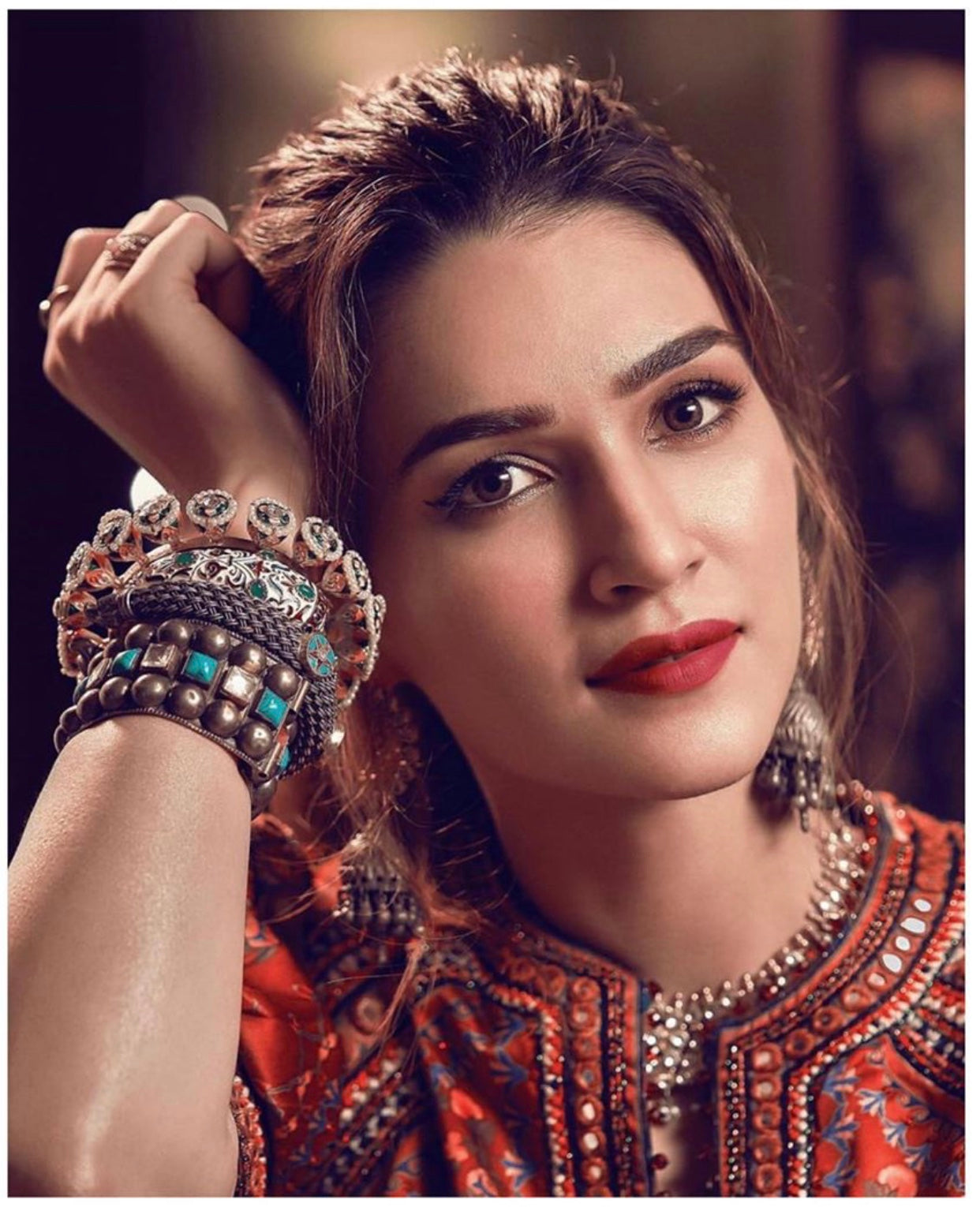 Kriti Sanon (kritisanon)