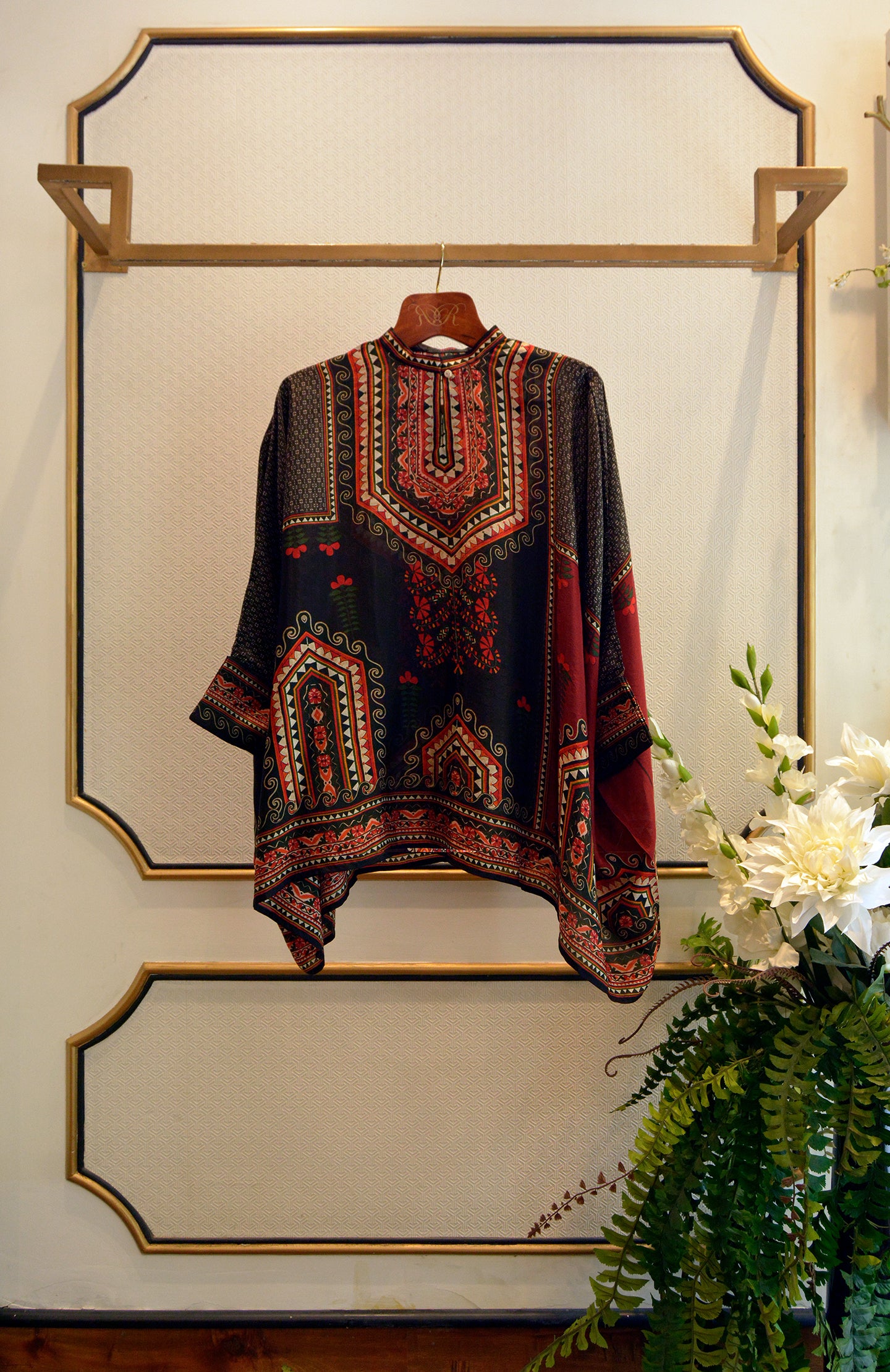 Kutch : Chanel black