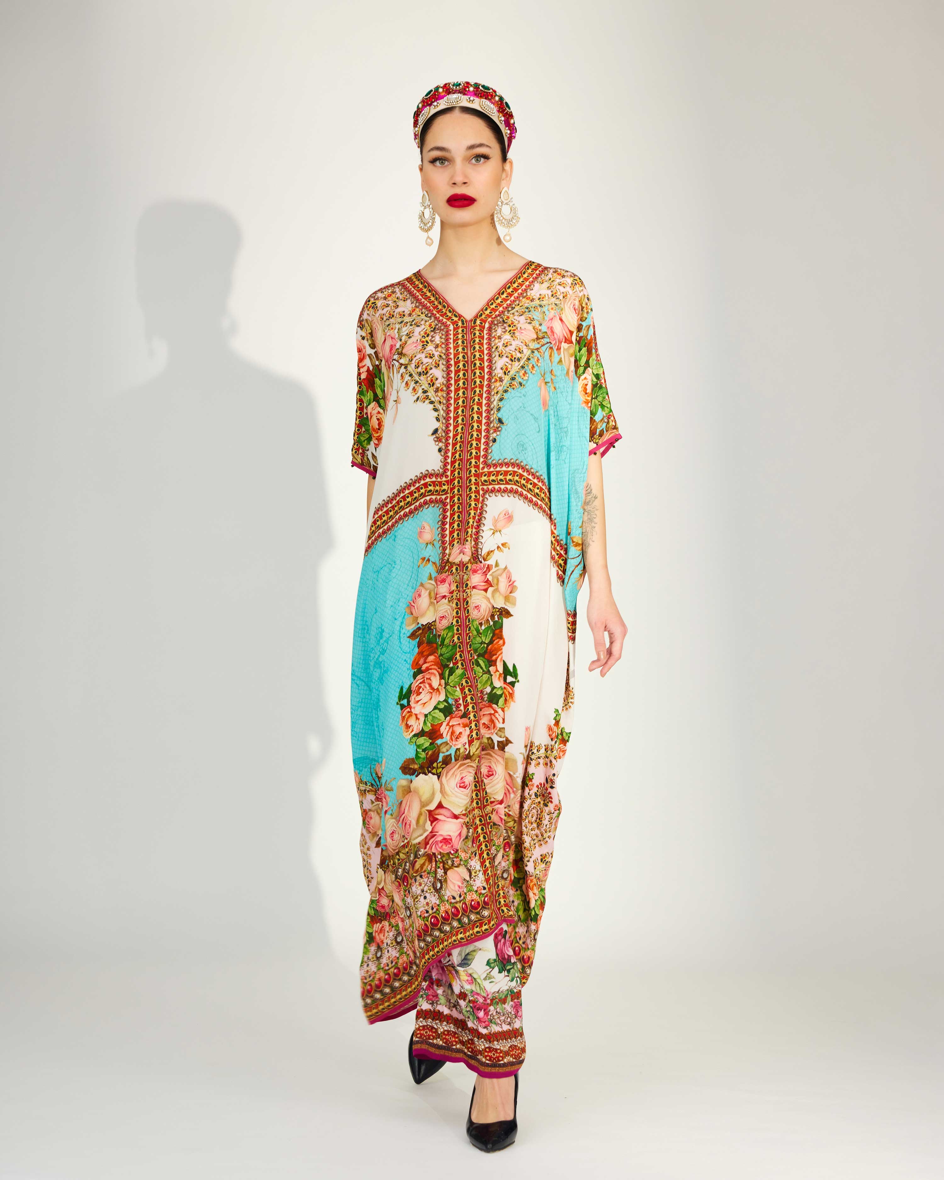 Pakeezah : Majida - Turquoise/White