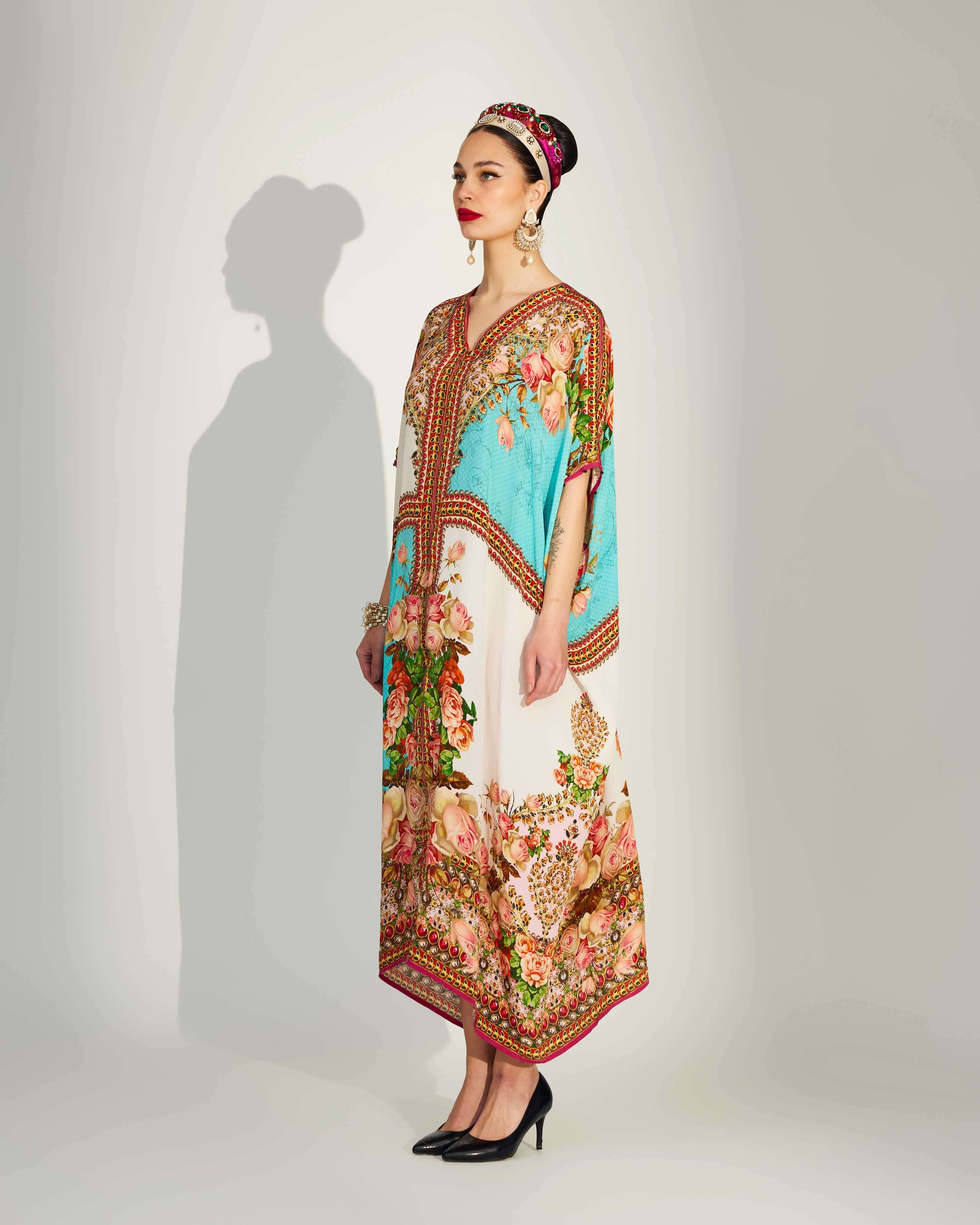 Pakeezah : Majida - Turquoise/White