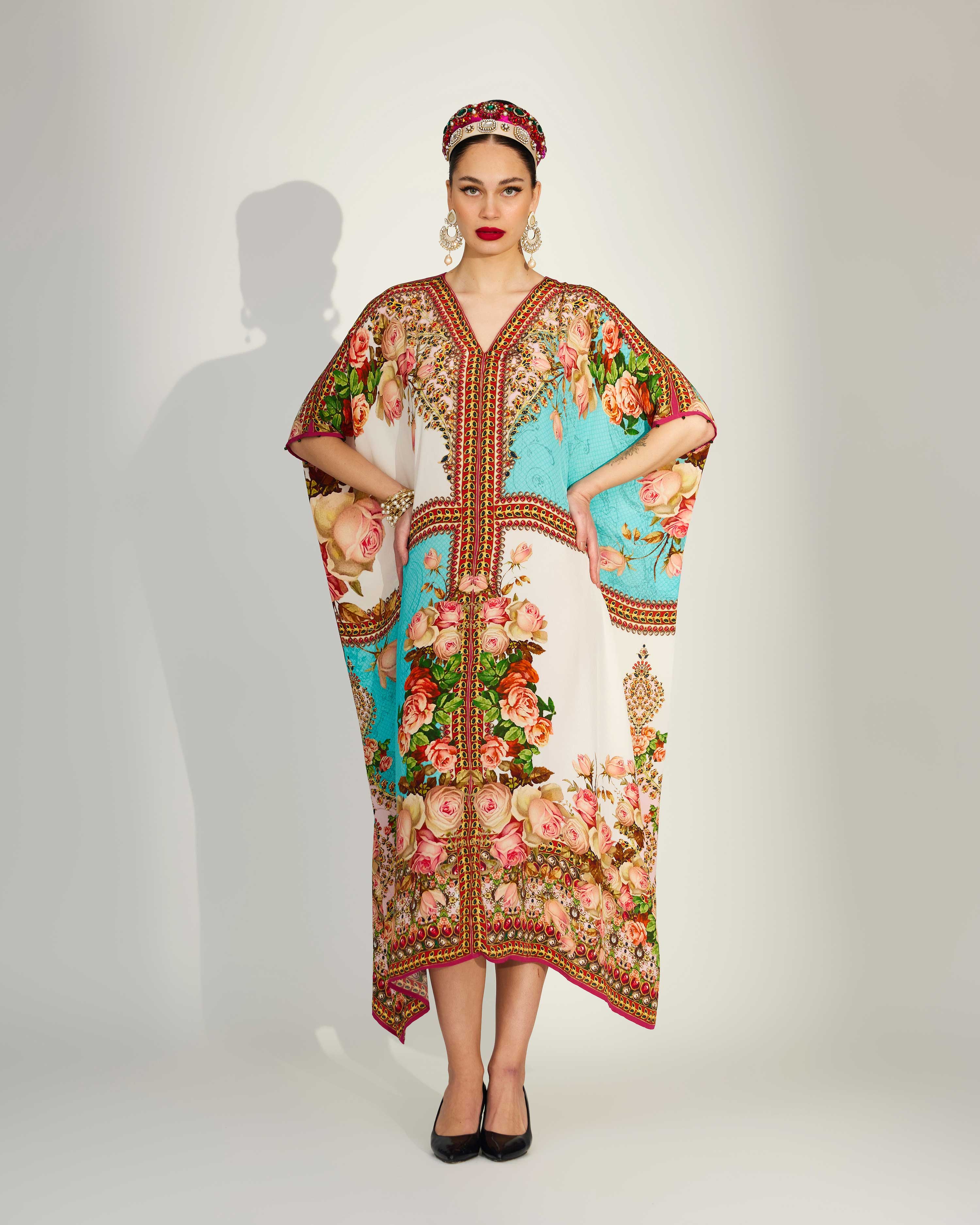 Pakeezah : Majida - Turquoise/White