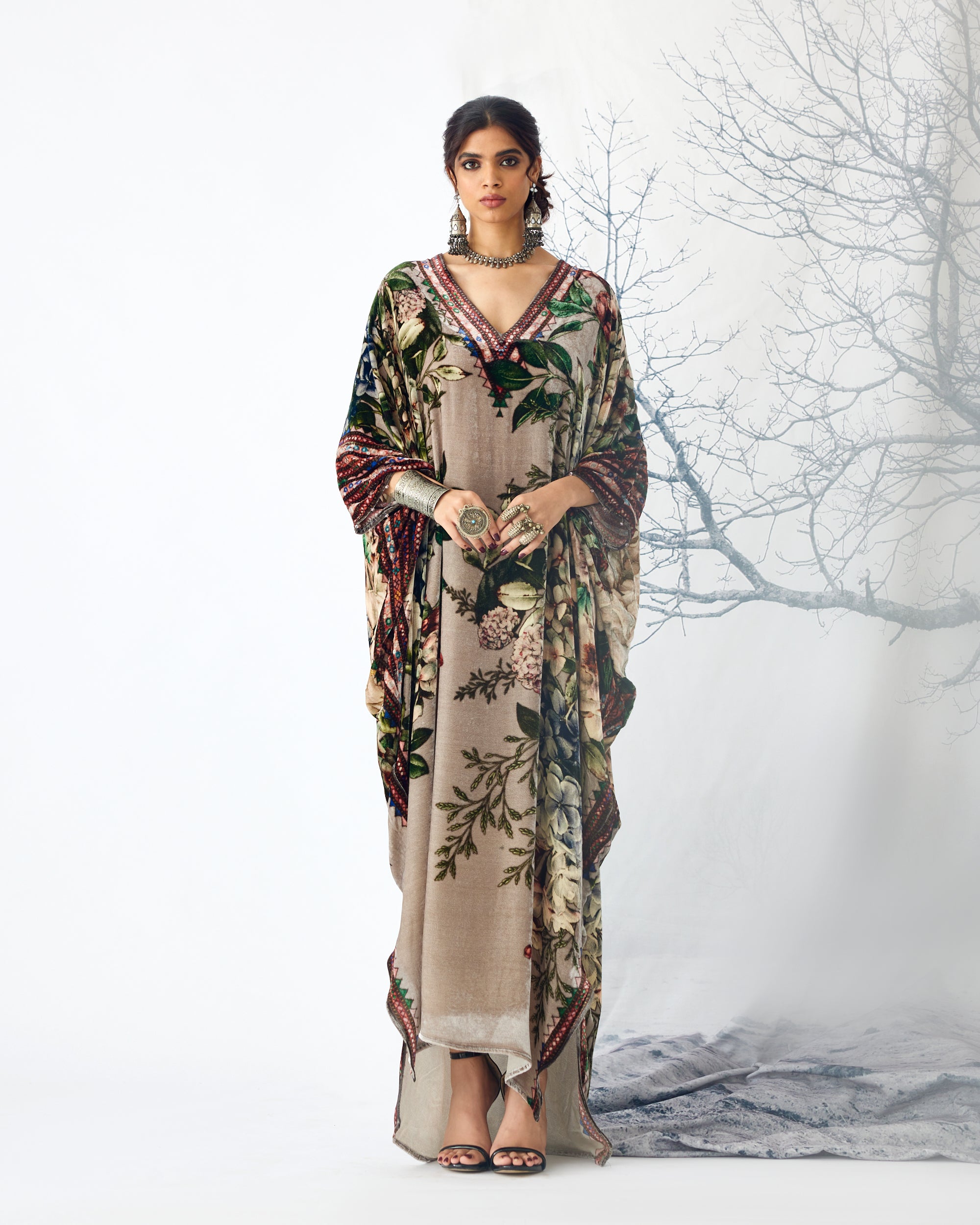 Notting Hill : Kainat - Taupe