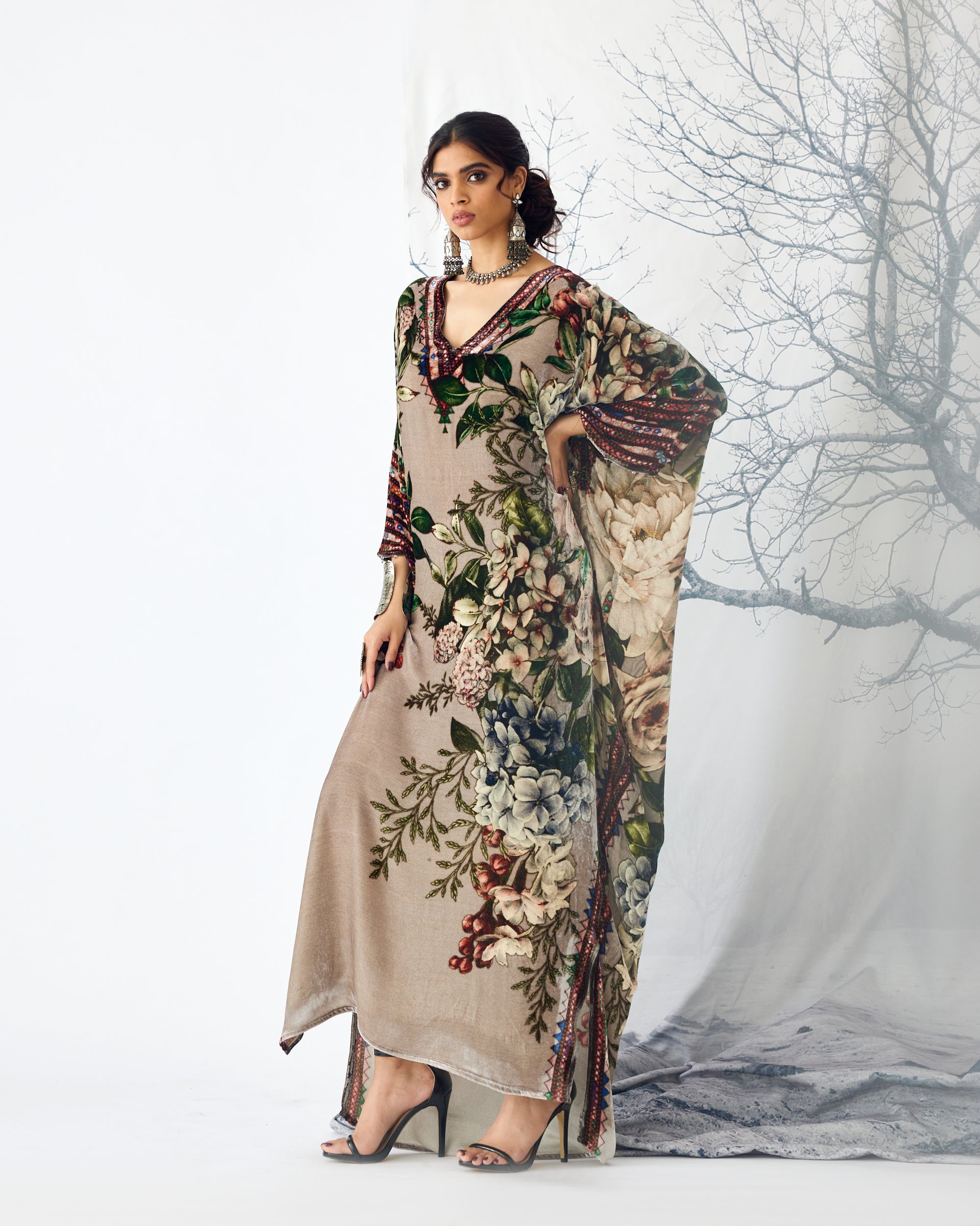 Notting Hill : Kainat - Taupe