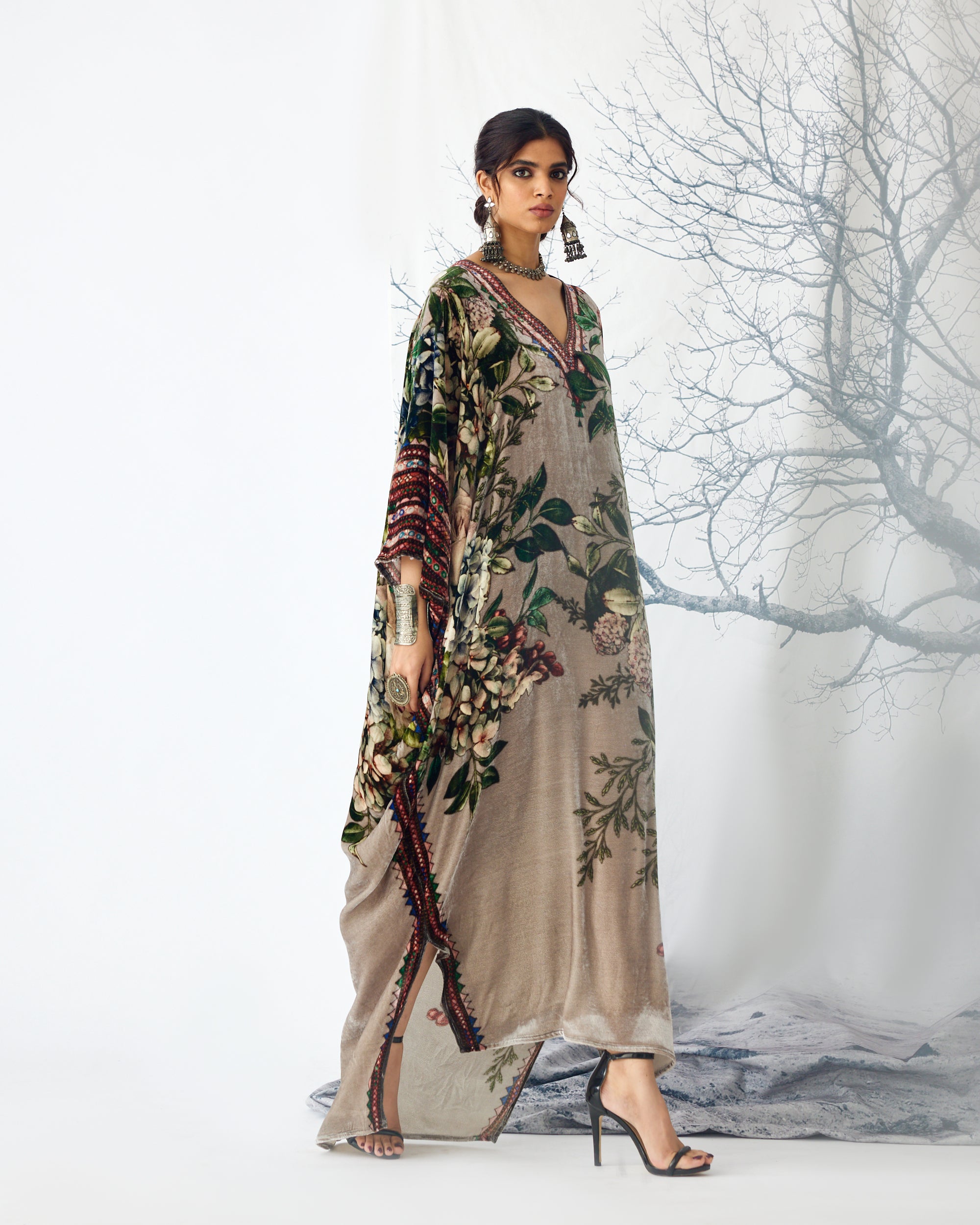Notting Hill : Kainat - Taupe