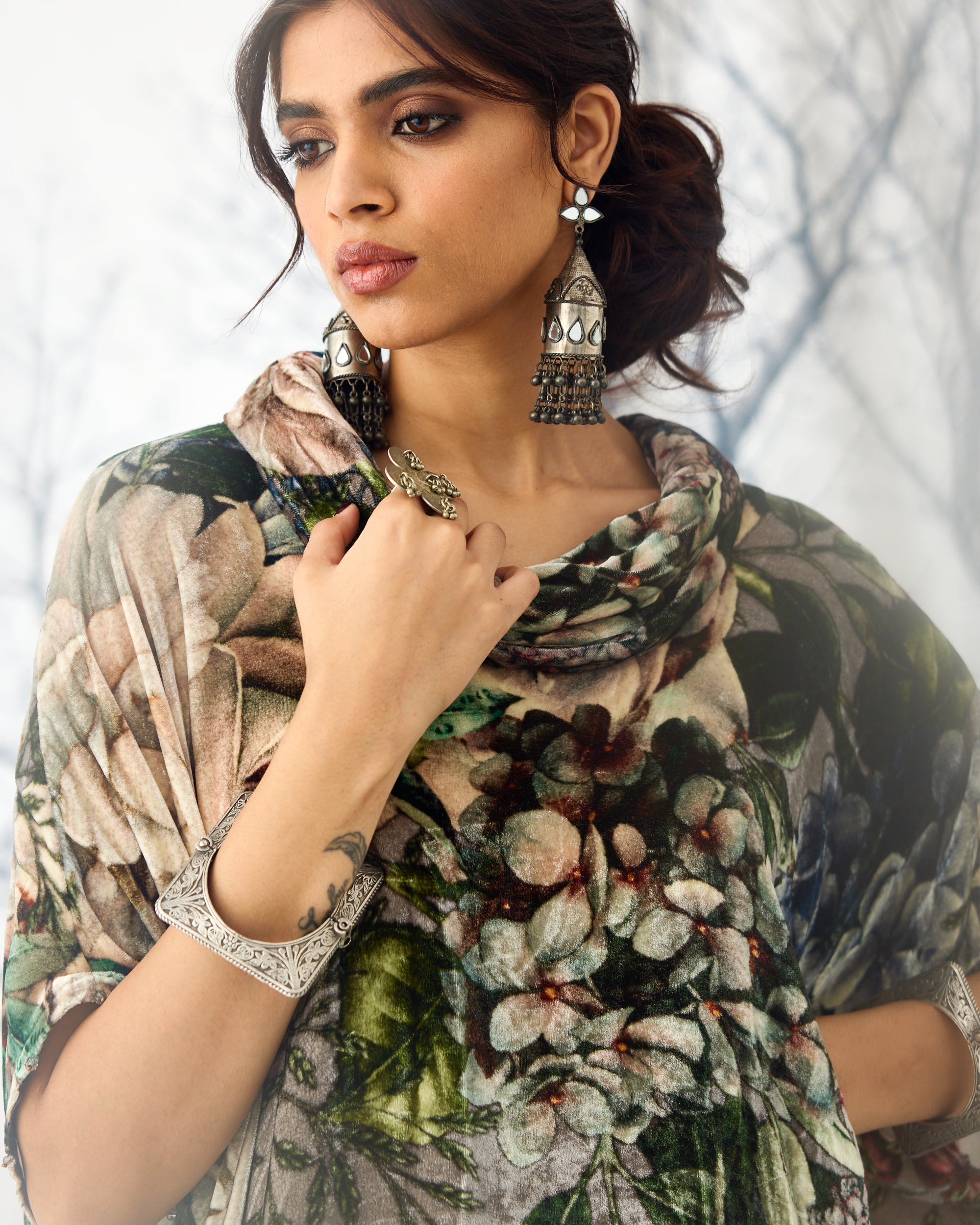 A Notting Hill Winter : Lavanya - Taupe