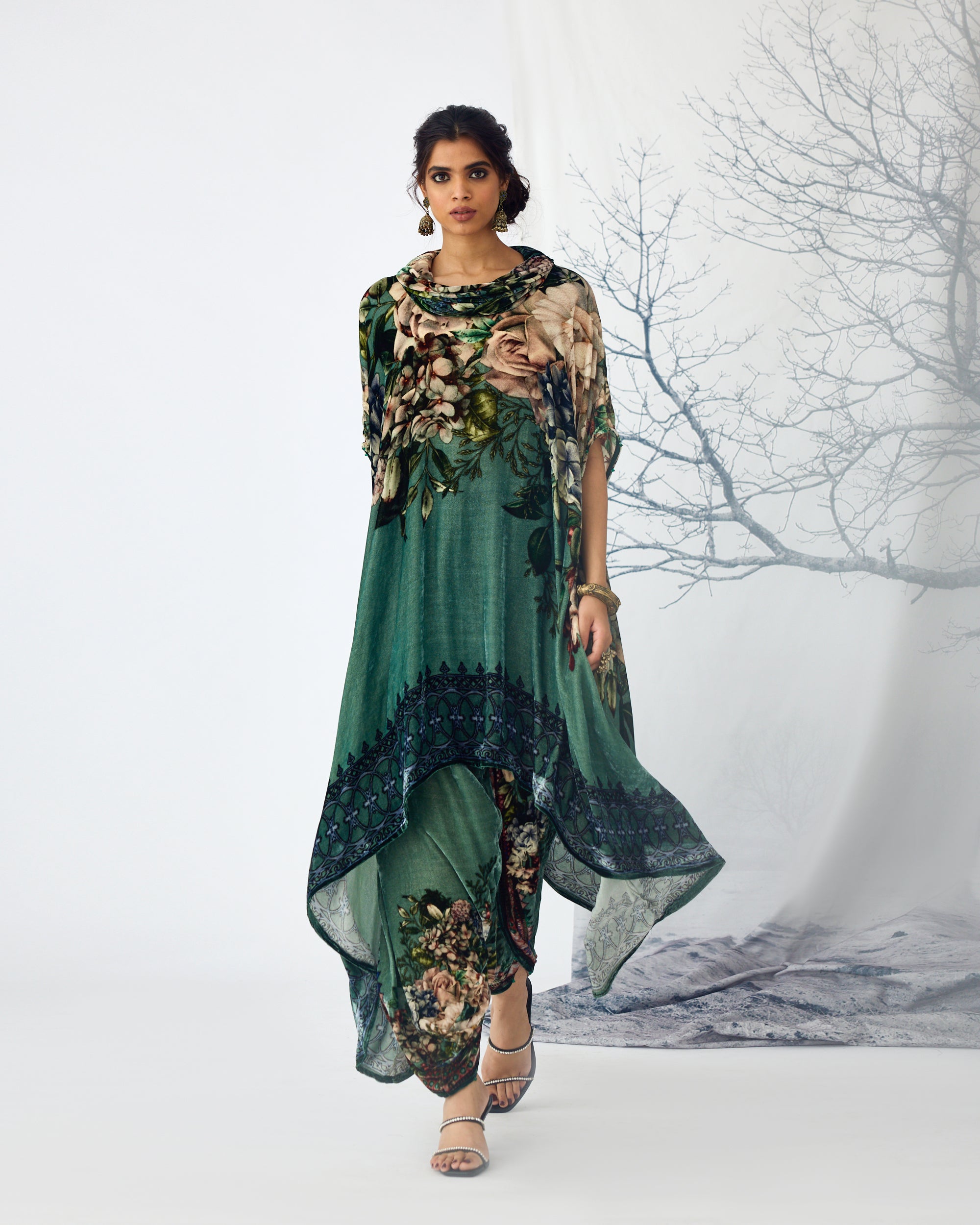 A Notting Hill Winter : Lavanya - Sage