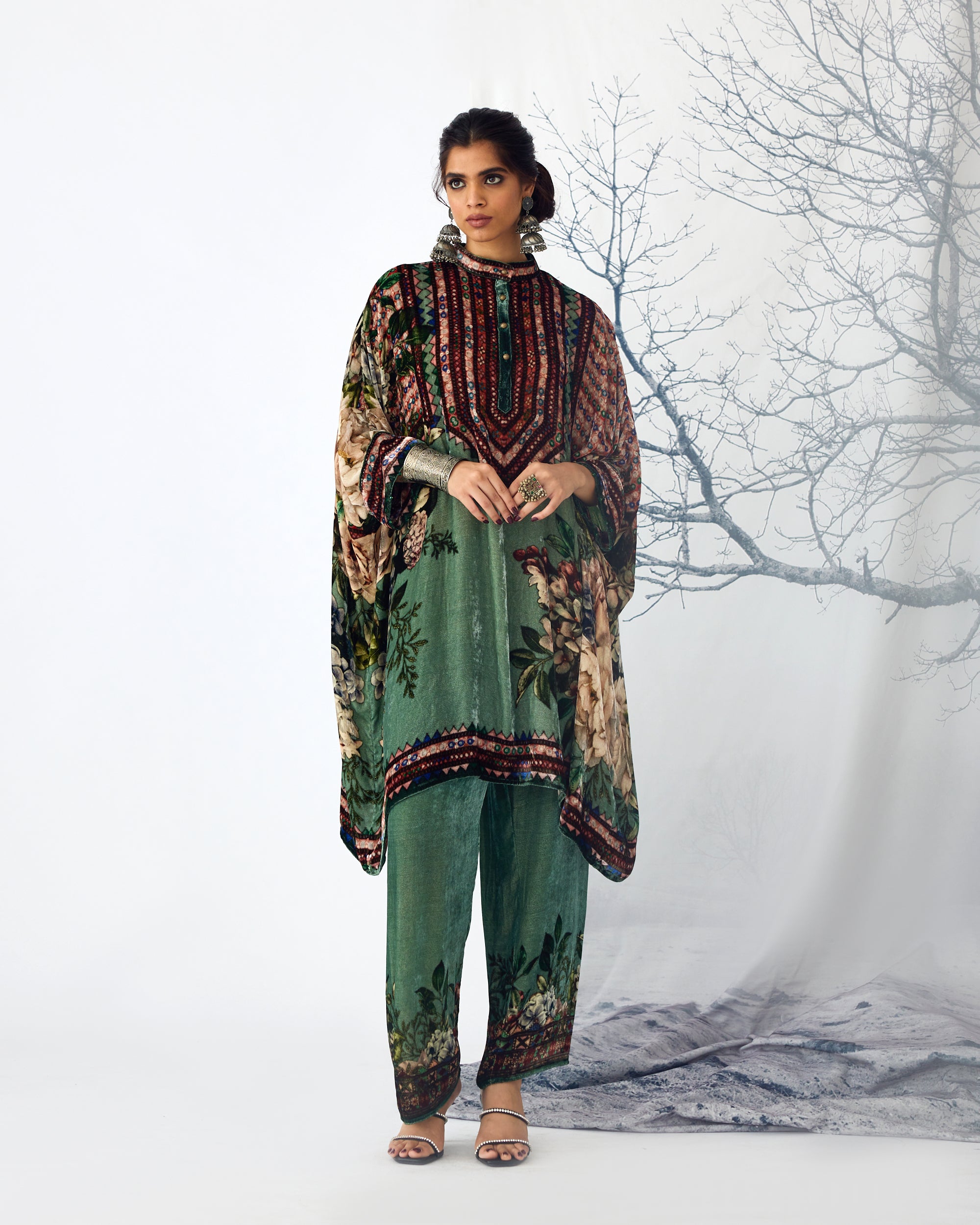 Notting Hill : Chanel 36"- Sage