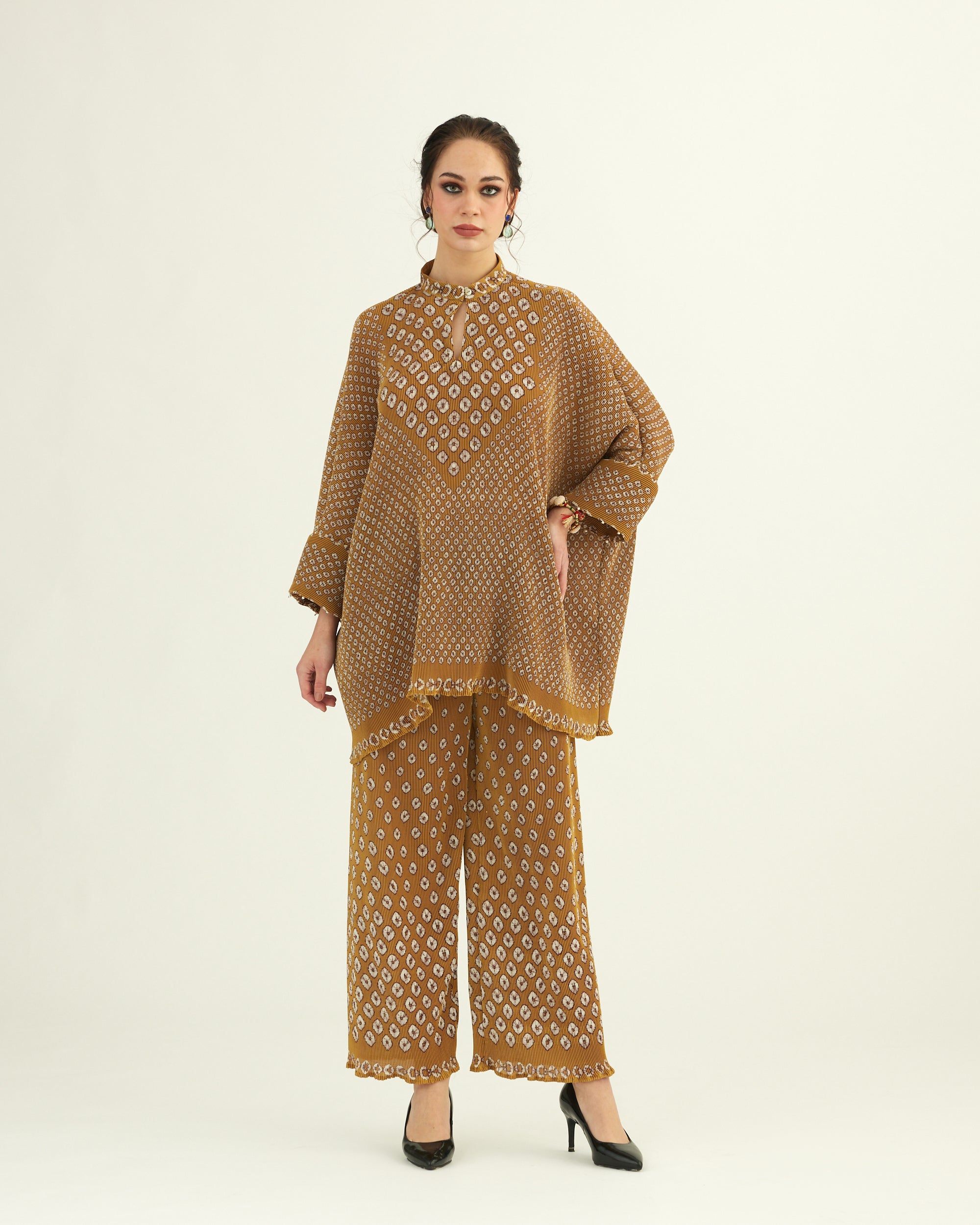 Dibbia Plisse : Chanel Mustard (2pc Set)
