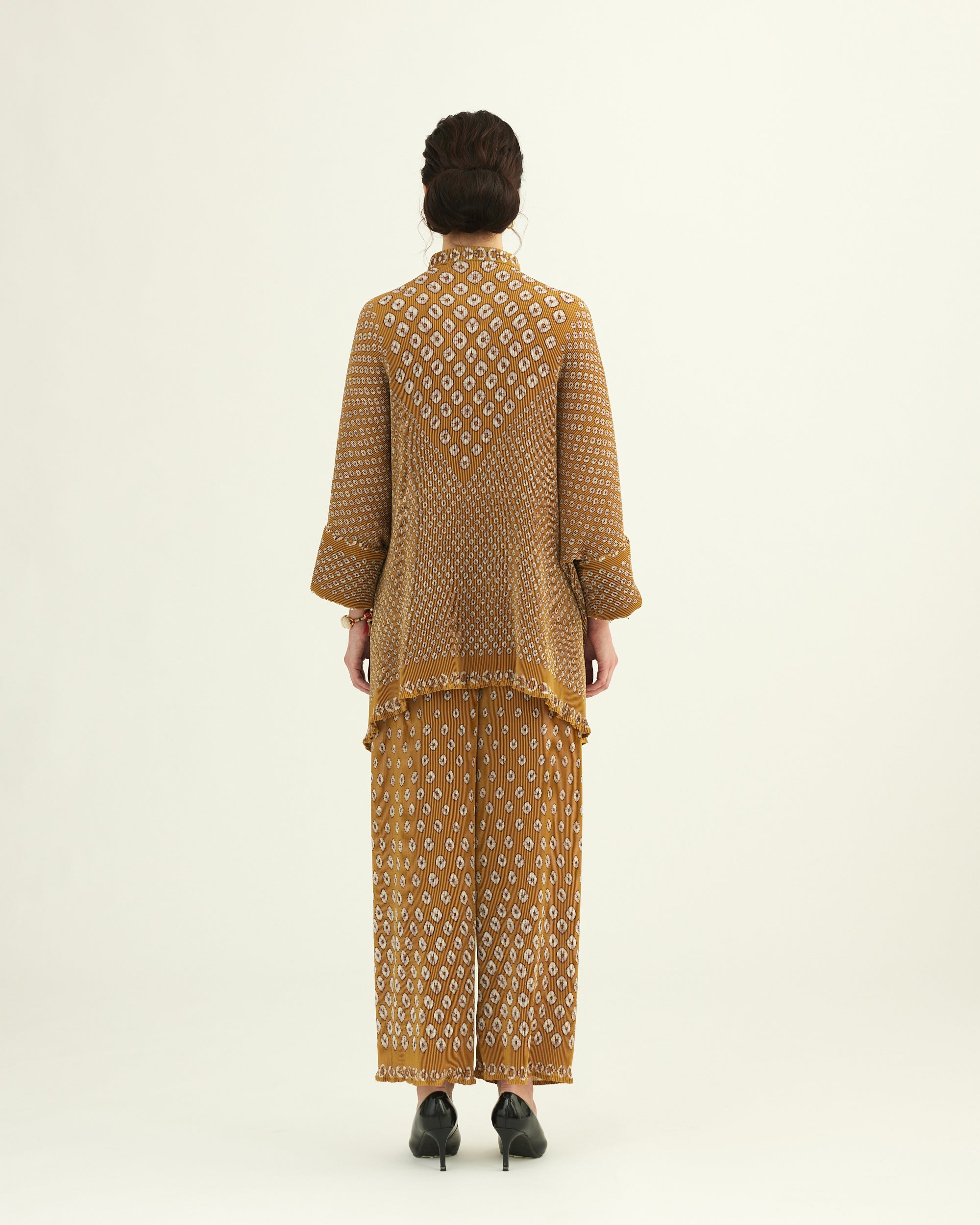 Dibbia Plisse : Chanel Mustard (2pc Set)