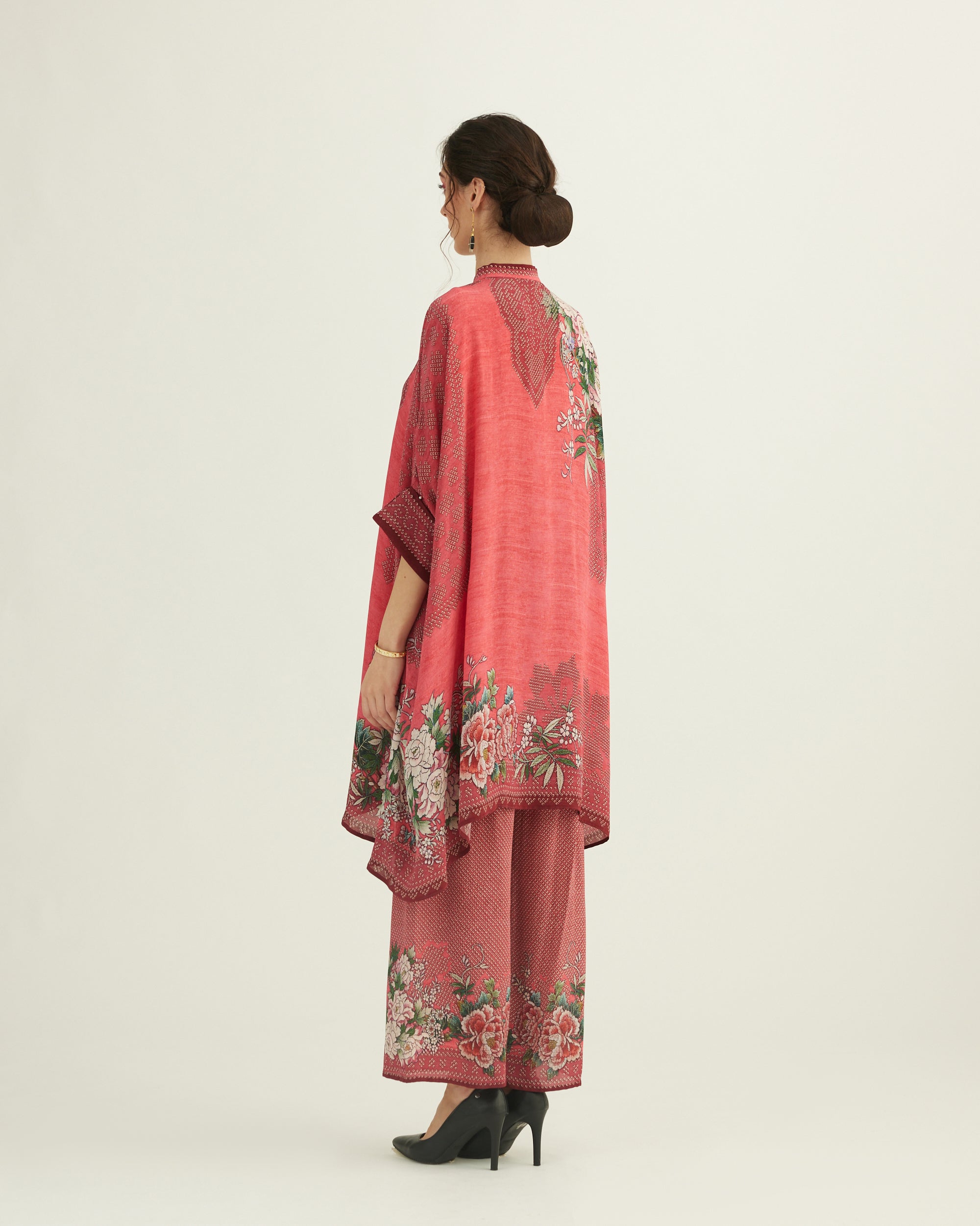Sakura : Chanel 36"- Coral