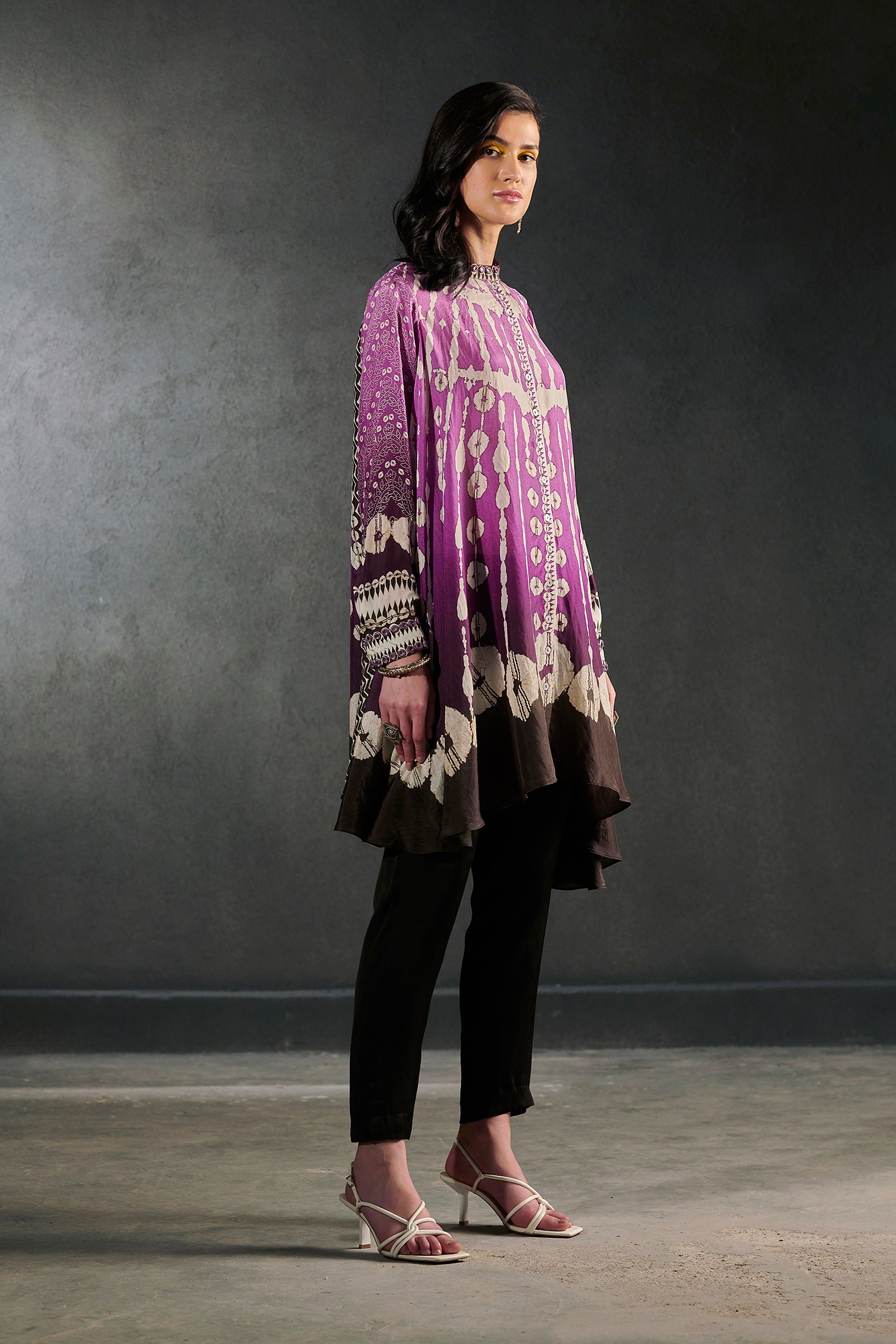 Bikaner Nilofer - Grape