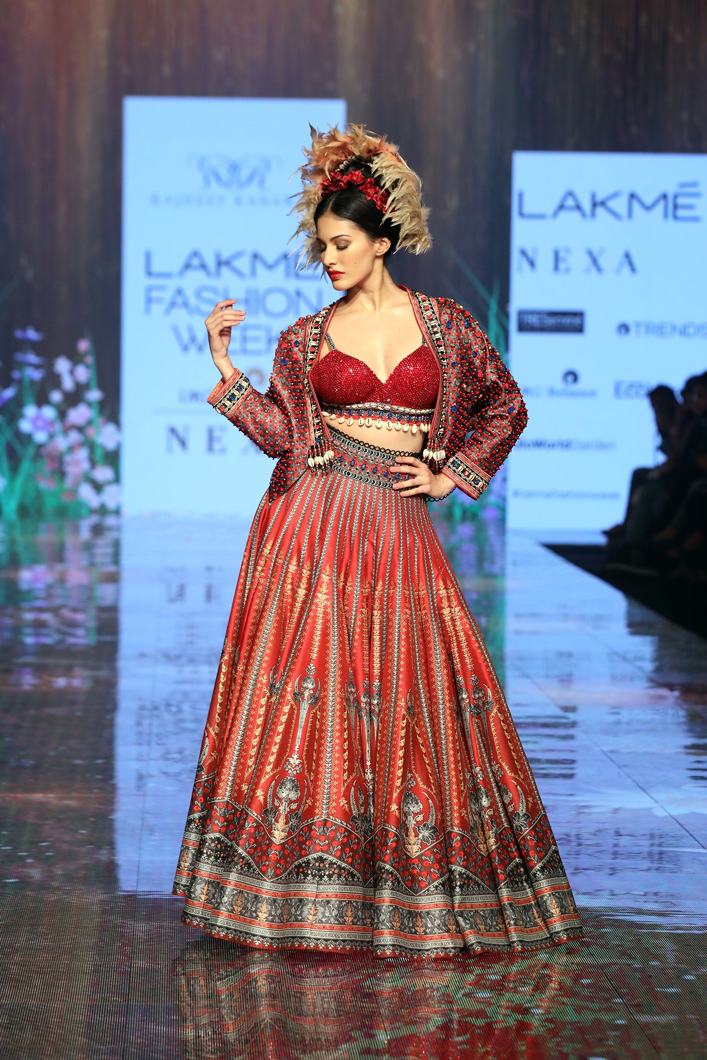 Amyra Dastur (amyradastur93)