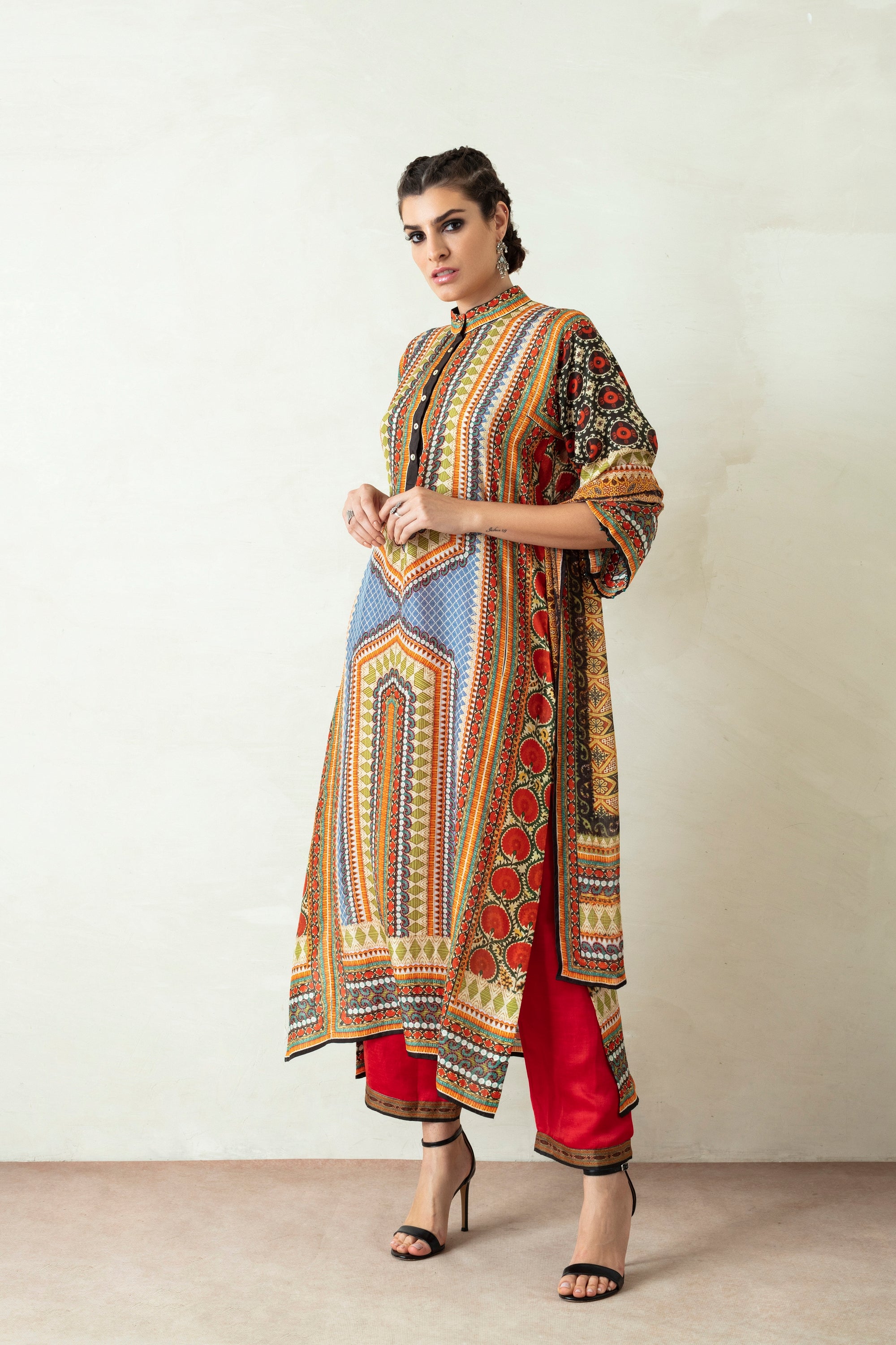 Suzani : Ghazala - Sky Blue