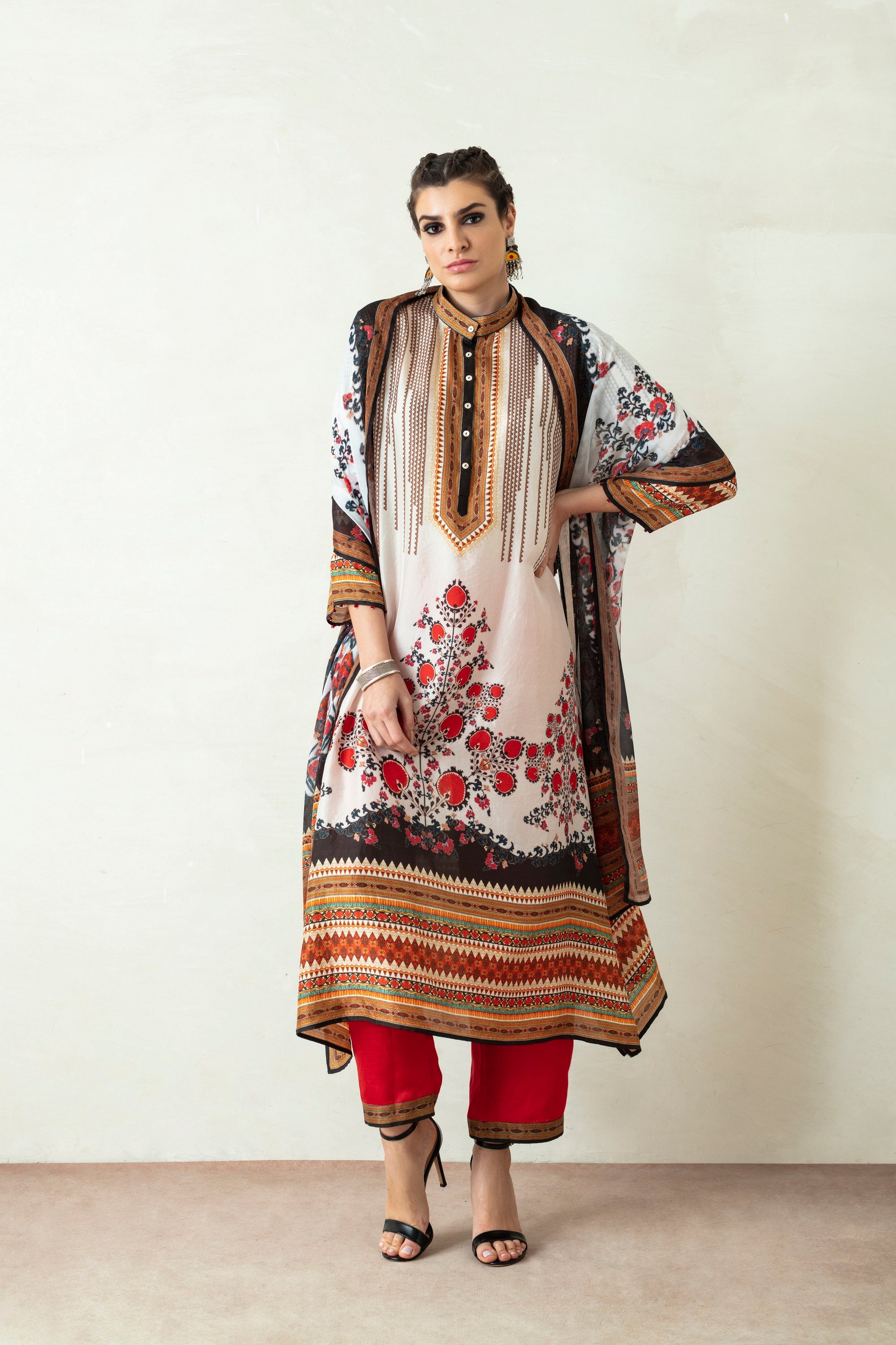 Suzani : Zeynep - Ivory