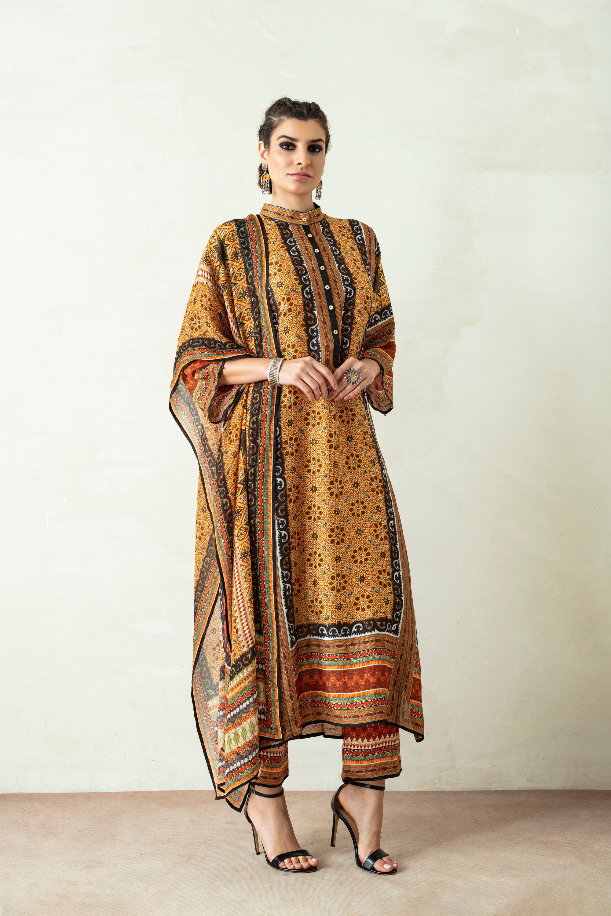 Suzani : Ghazala - Mustard