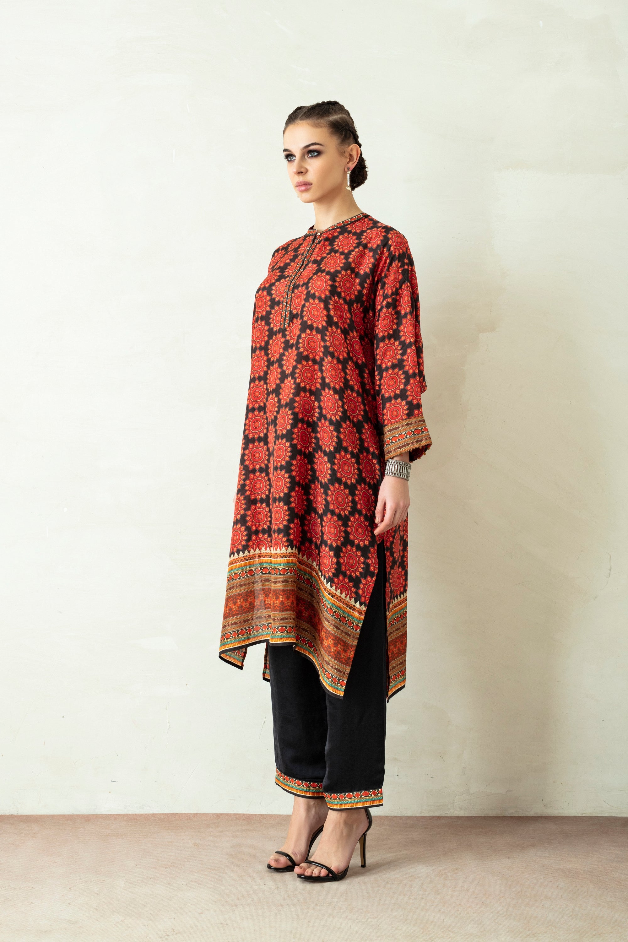 Suzani : Aida - Maroon