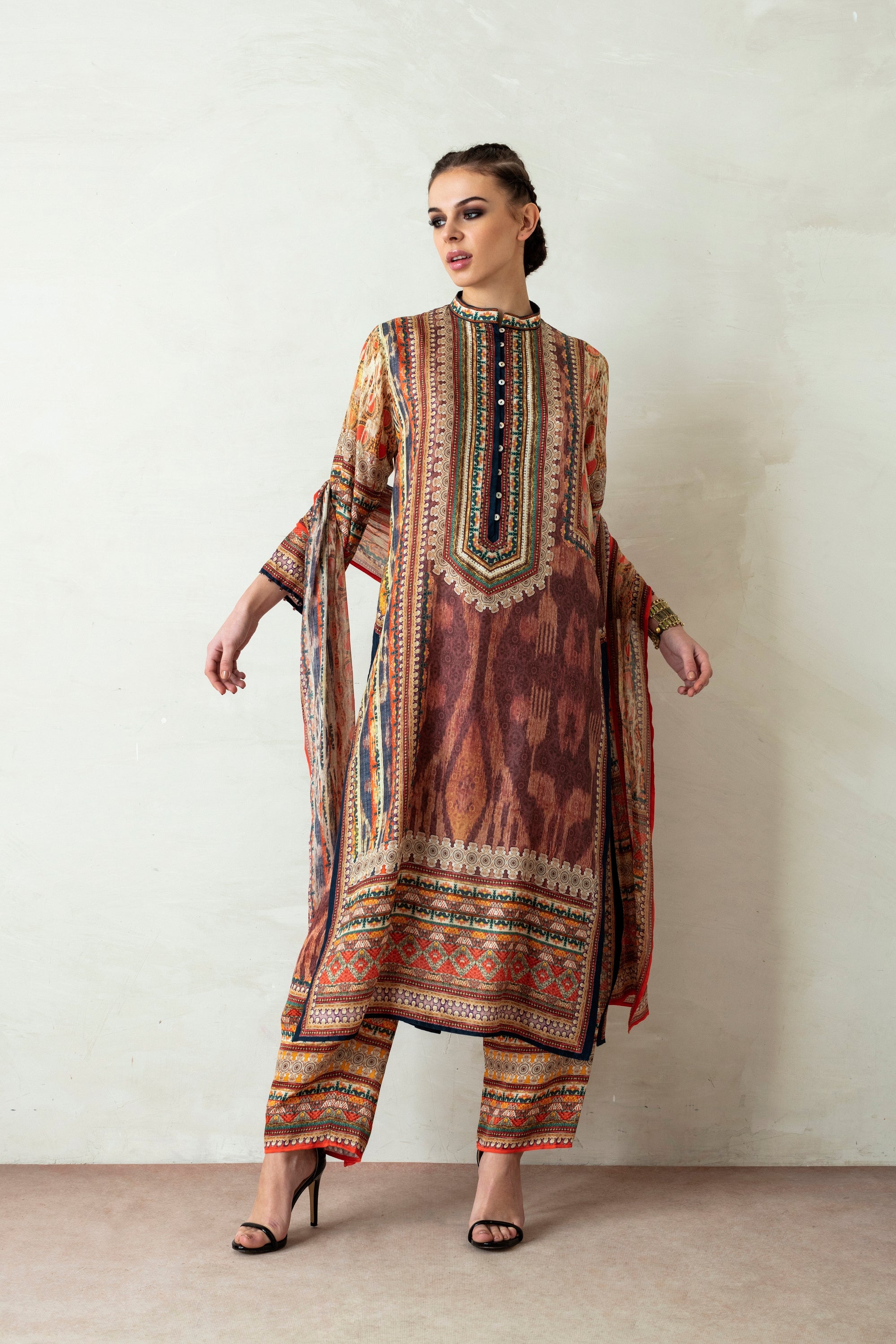Uzbek : Ramin - Brown