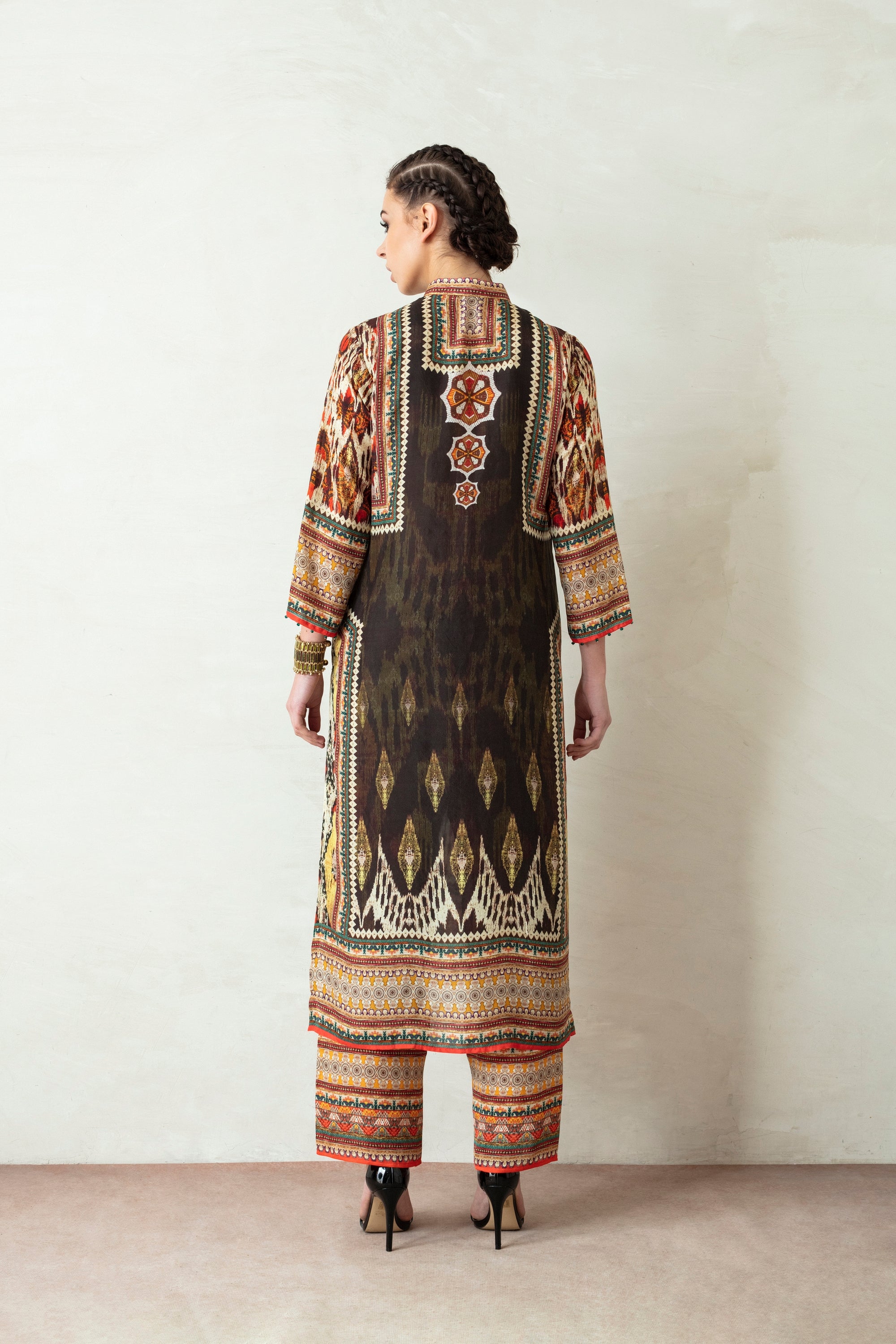 Uzbek : Champa - Charcoal